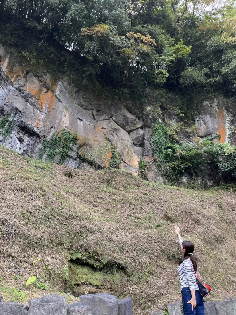 岡城の切岸